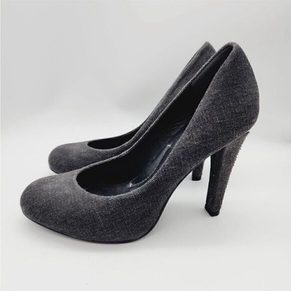 BCBG Black Textured Pumps with 3” Gold Accent Heels Size 7.5 - Picture 2 of 9